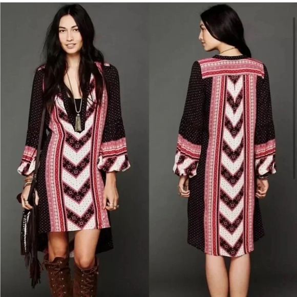 Free People - Printed Voile Peacemaker boho dress long sleeves - high low - sm - Picture 3 of 11